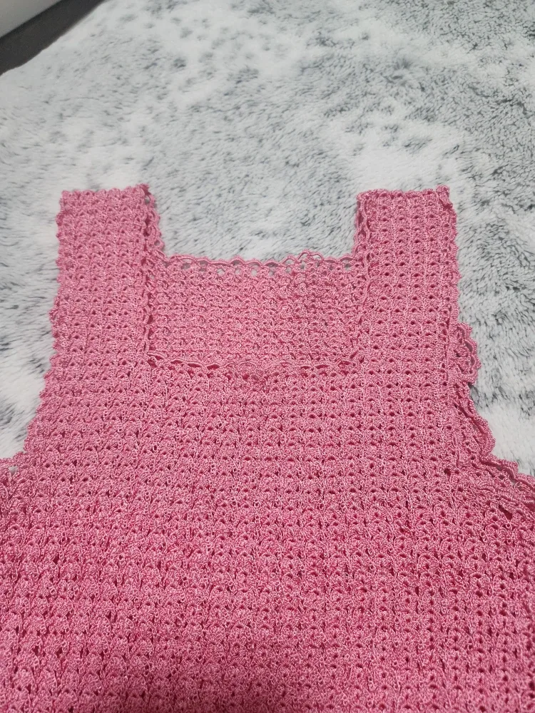 Handmade Pink Crochet Tank Top image indicator(2)