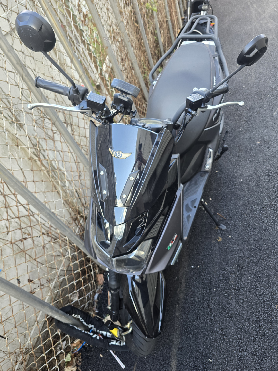 Scooter - Black color brand new with all paper work