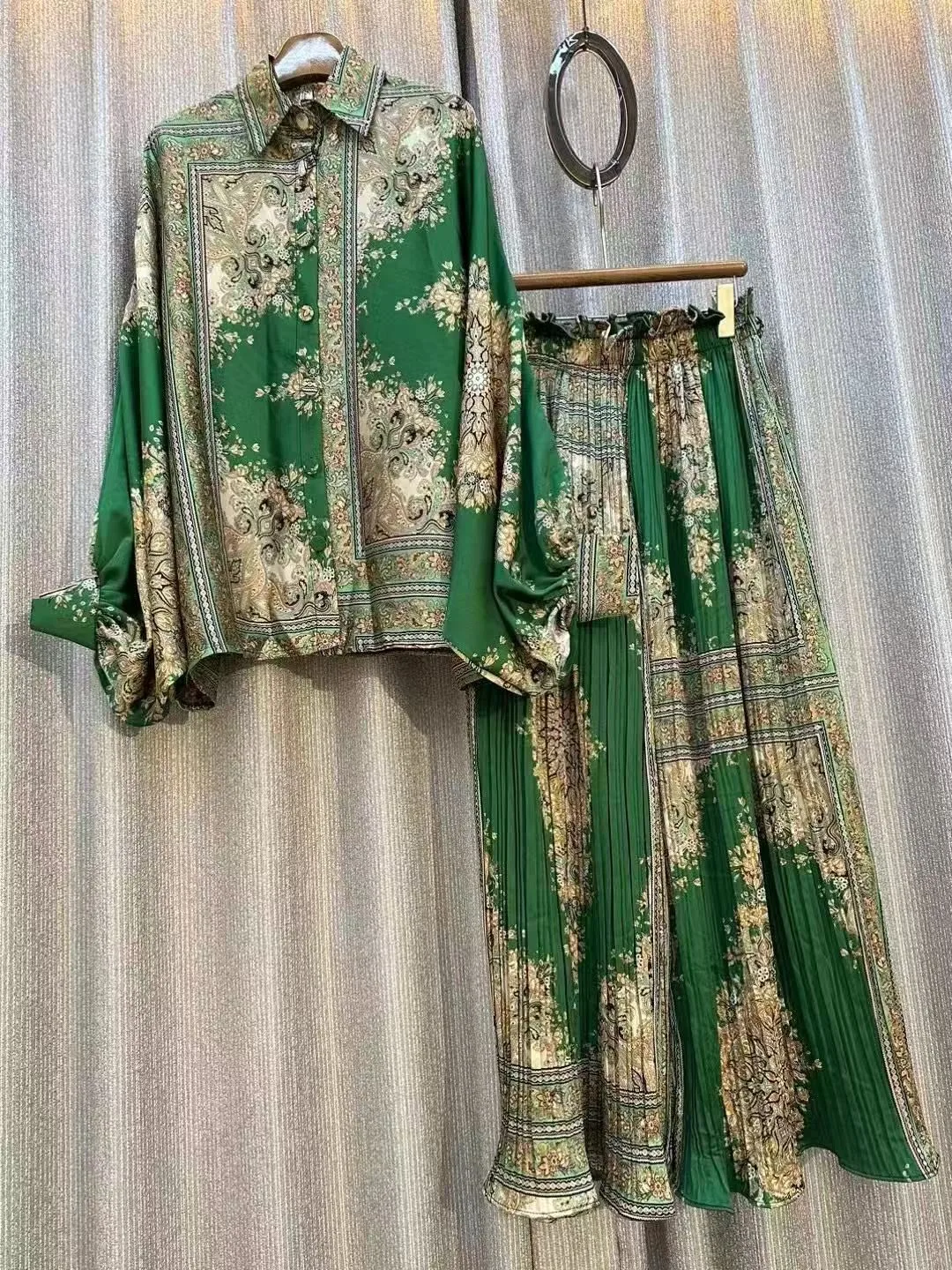 Twinfit Collection Green Cord Set image indicator(2)