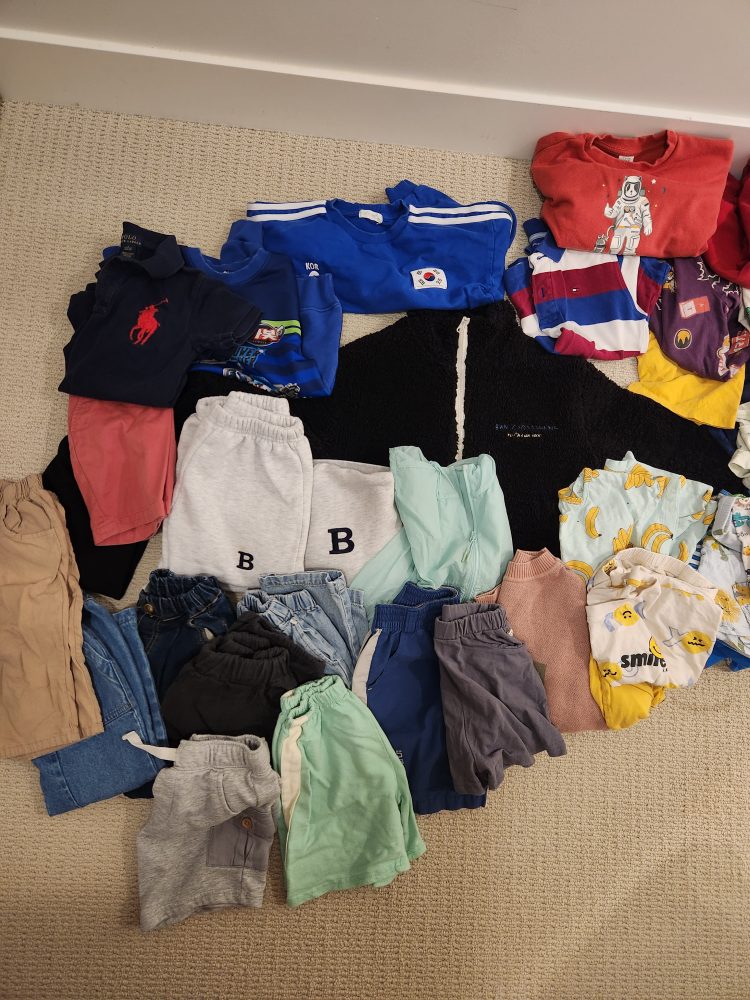 Mixed Baby Clothes Bundle (6 to 7 year old boy)