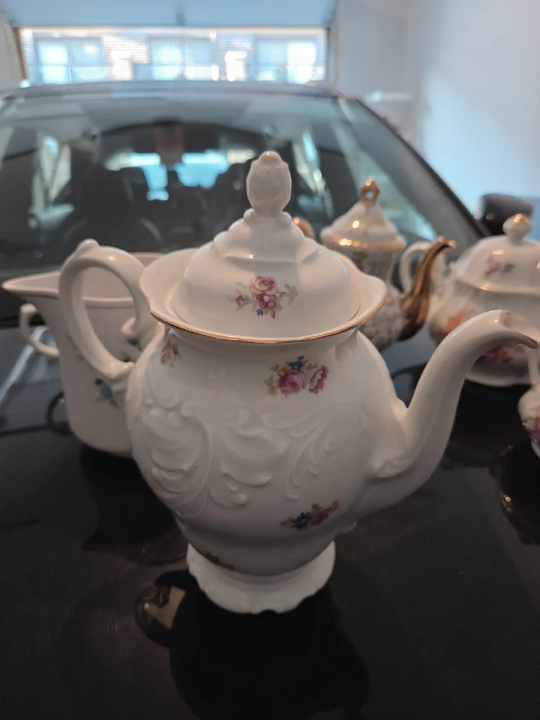 Vintage Floral Sugar Bowl with Lid image indicator(4)