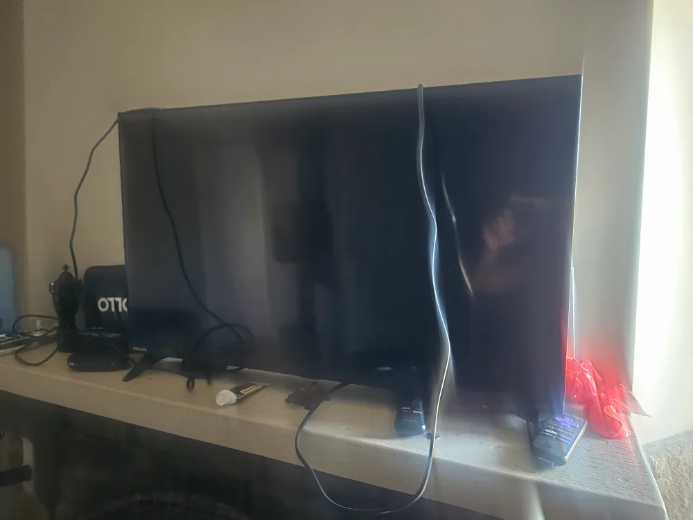 Household items: TV, Fan, Microwave, Chair image indicator(2)