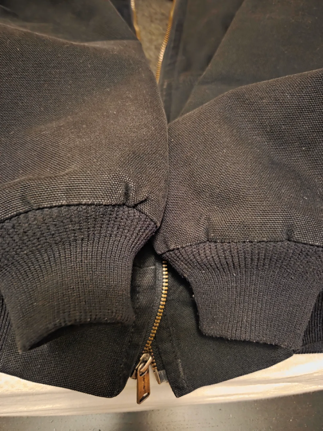 Carhartt Women's Jacket - Size M image indicator(5)