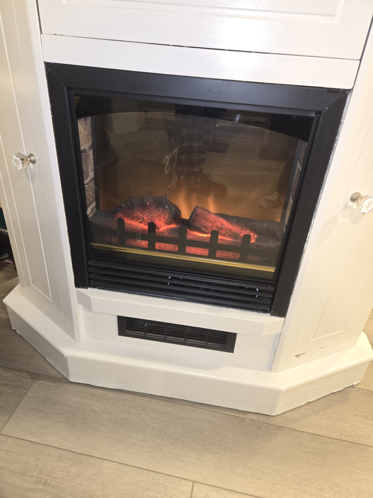 Fireplace - photo 4