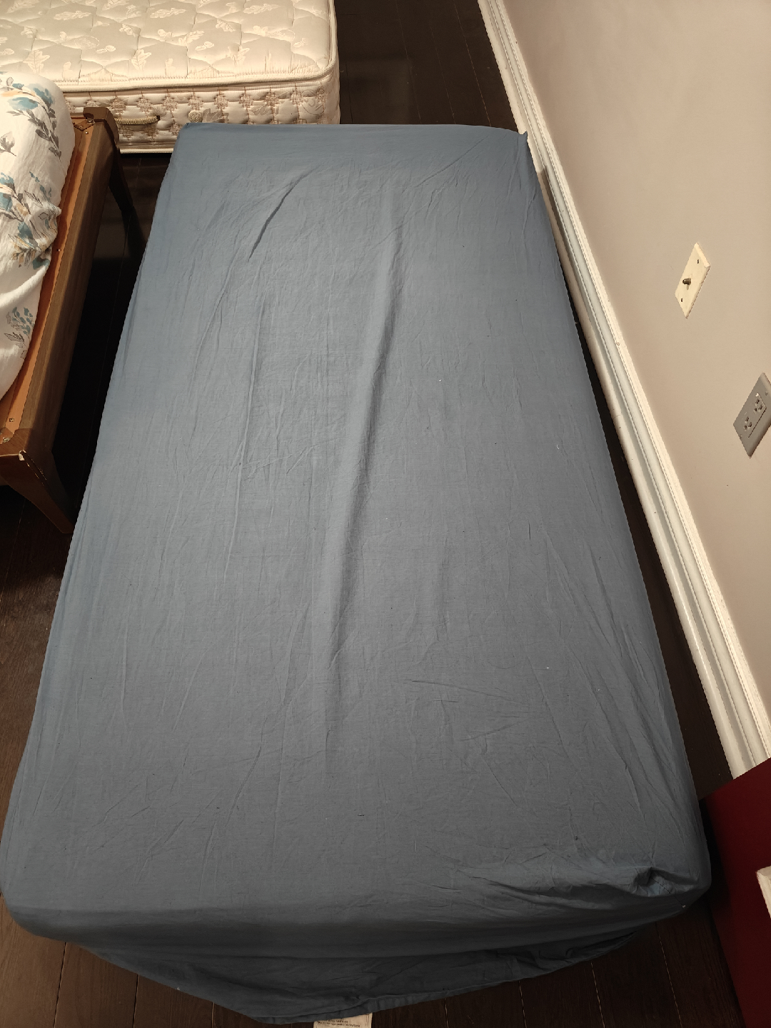 Twin Mattress with Clean cover