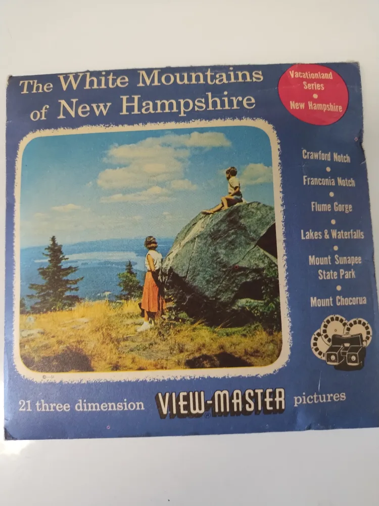 Vintage View-Master Stereoscope with Reels & Box image indicator(7)