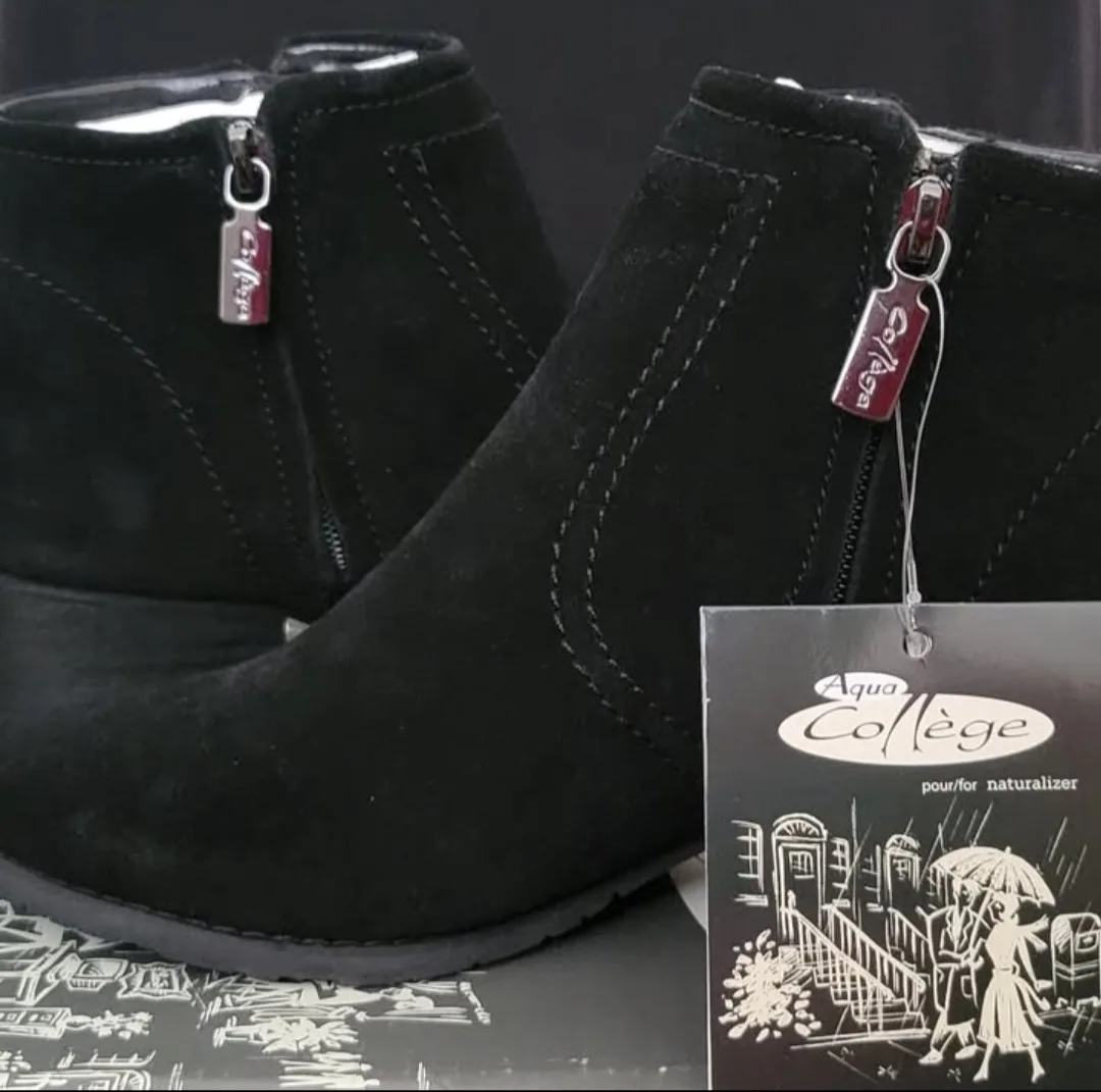 College Style Black Suede Ankle Boots image indicator(6)