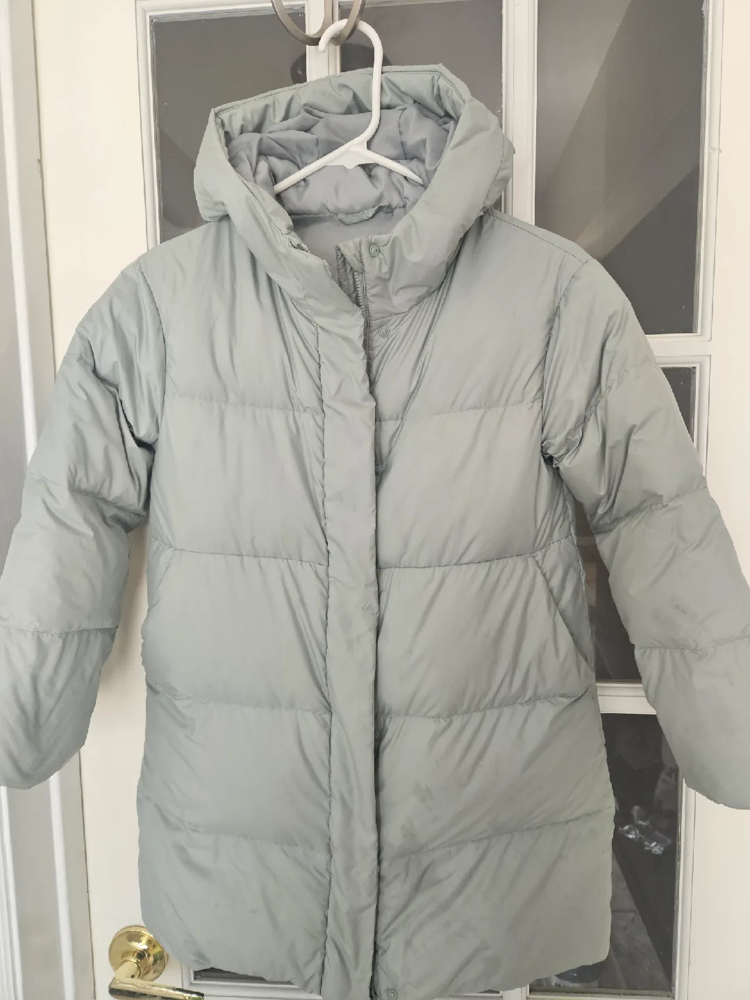 Uniqlo 7-9yrs old Winter Coat both for Girls & Boys thumbnail