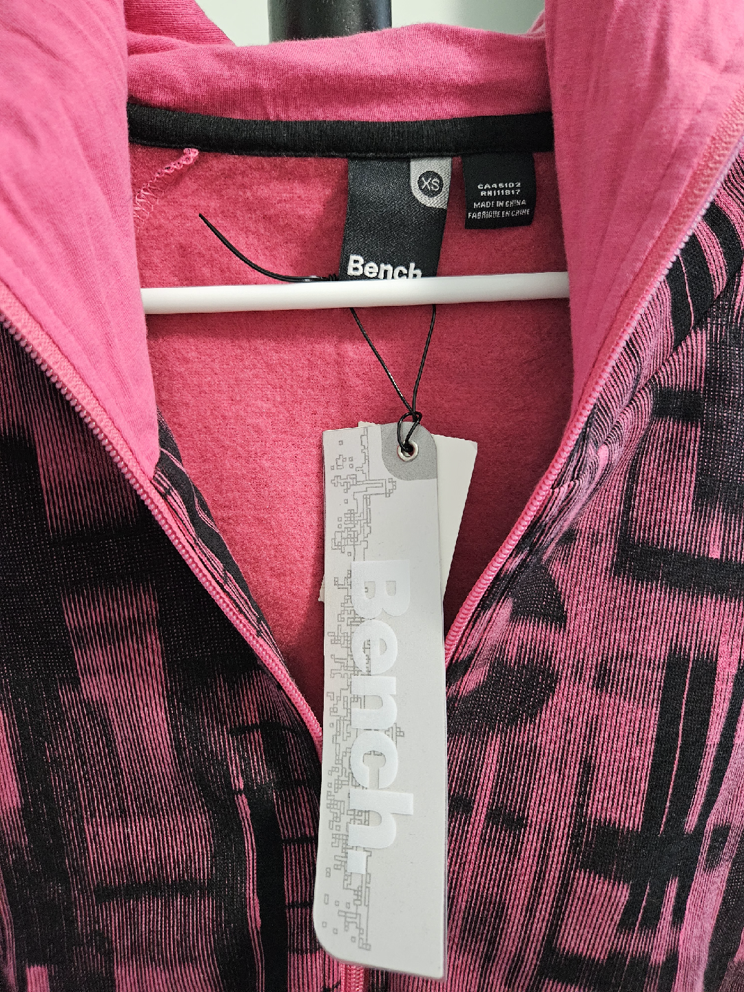 Bench Pink & Black Zip Hoodie - Size XS - New with Tags! - photo 3