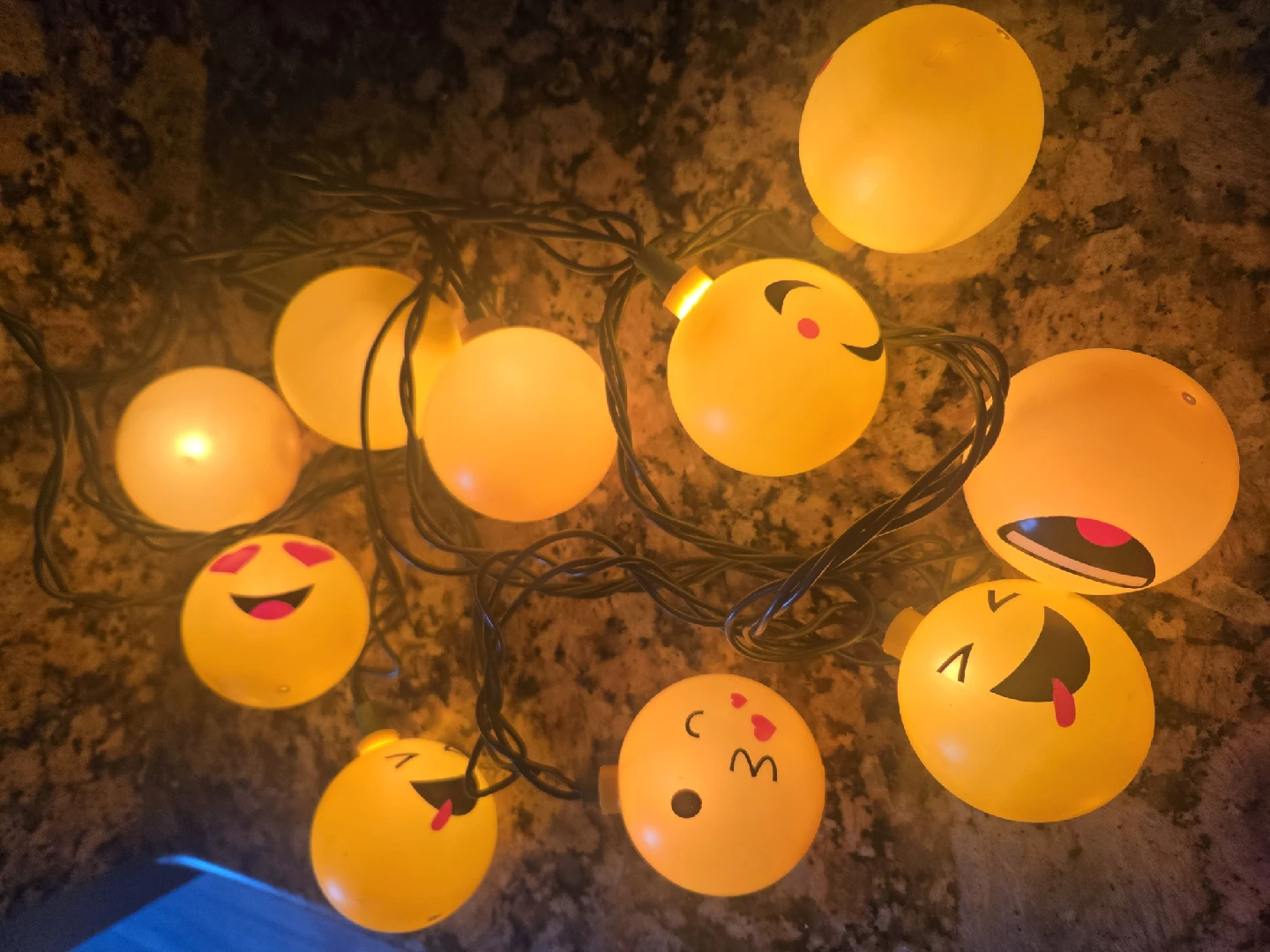 Holiday Time 10 Smile Face Lights - 8.5 ft - photo 3