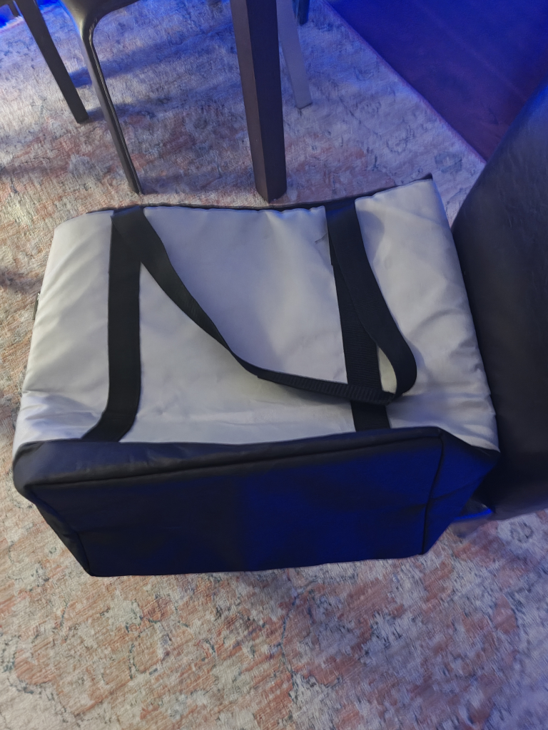 Ozark Trail Cooler Bag - Like New! - photo 2