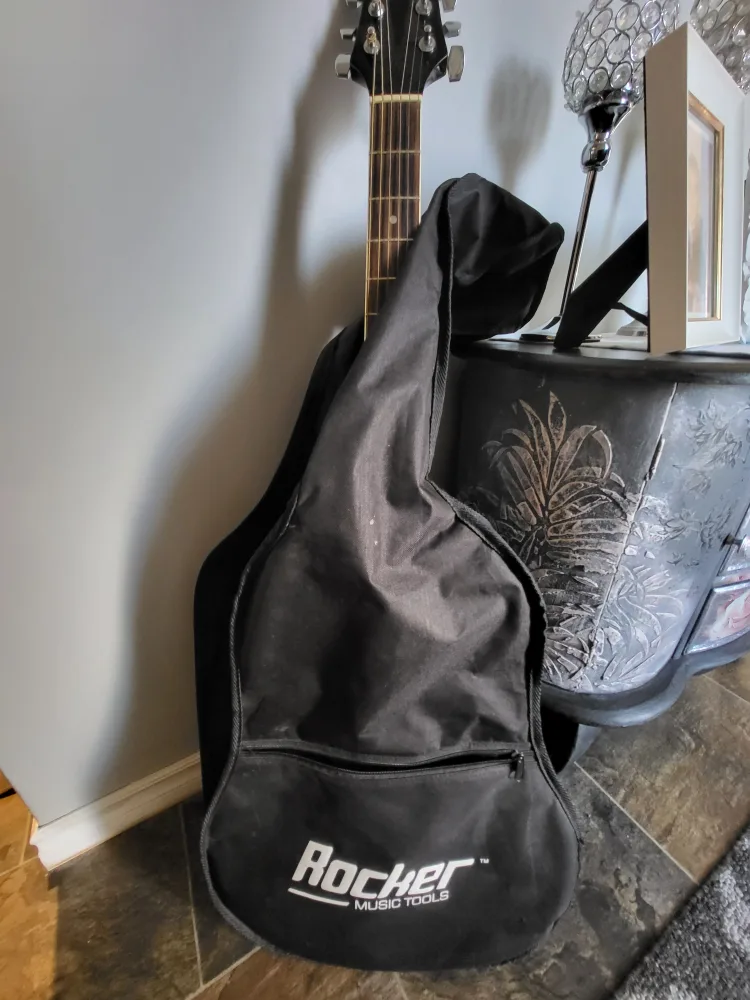 Rocker RA-100 Acoustic Guitar🥕 image indicator(4)