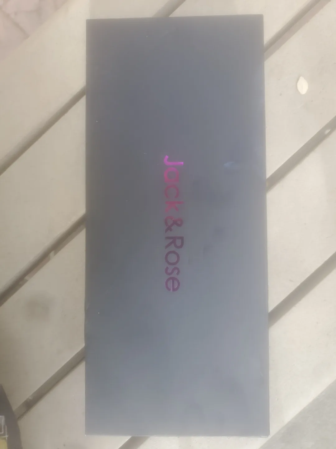 Jack & Rose Portable Clothes Steamer - Like New! image indicator(3)