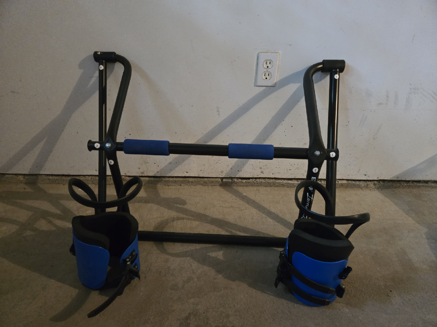 EZ-Up Inversion Rack with Gravity Boots
