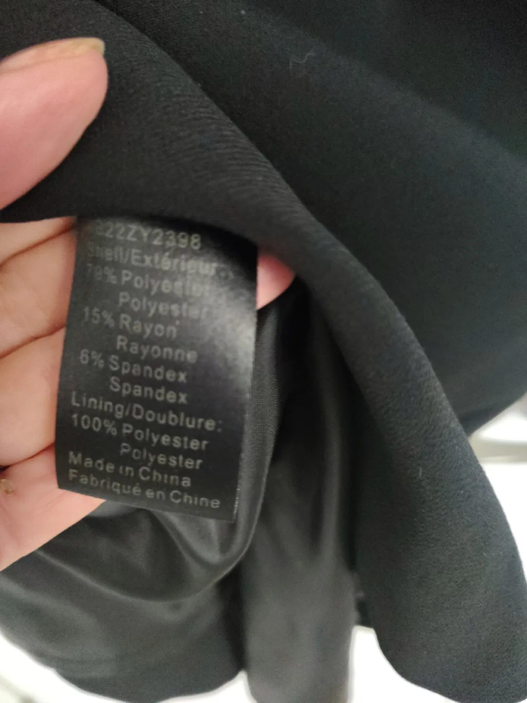 Femme de Carrière Classic Black Dress   Size 30 image indicator(7)