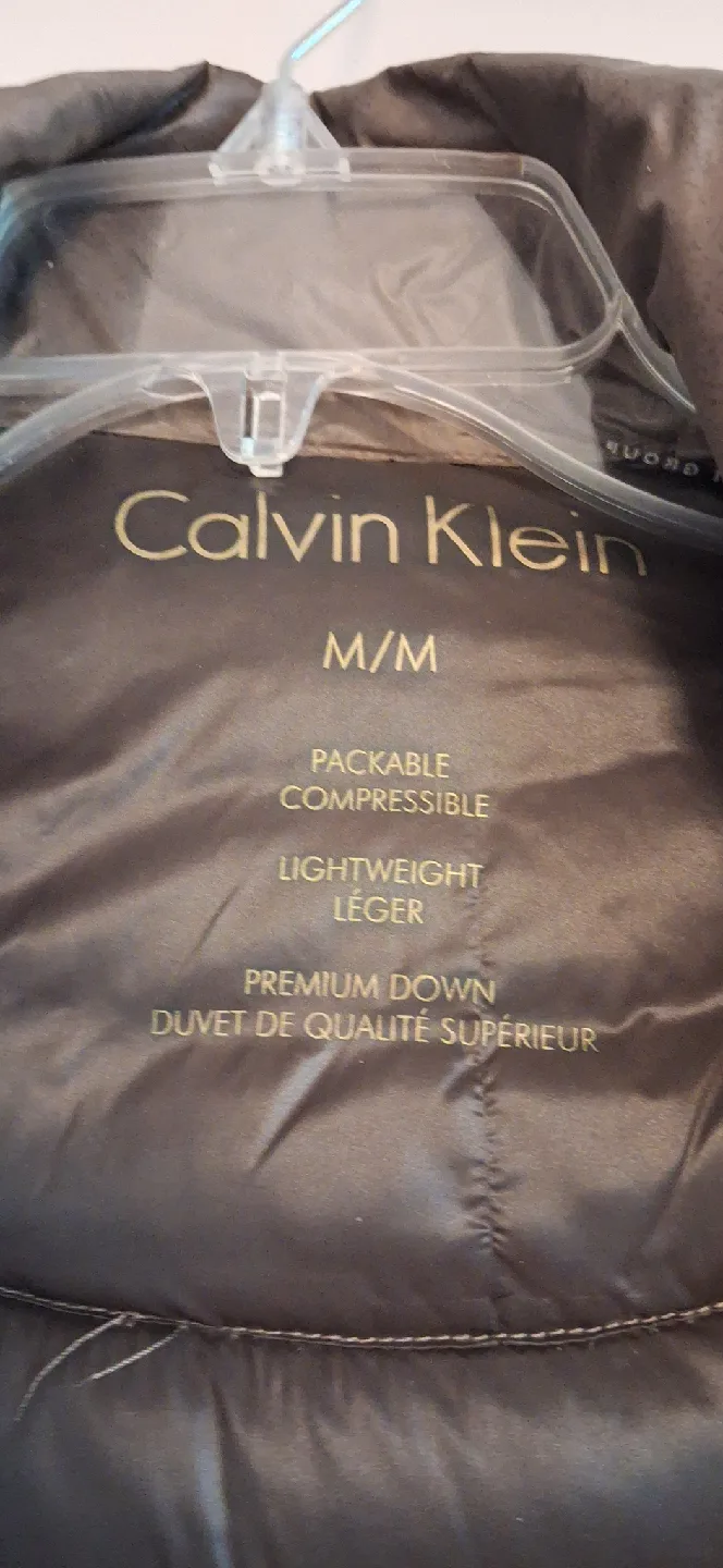 Calvin Klein Packable Down Puffer Jacket - Size M image indicator(4)