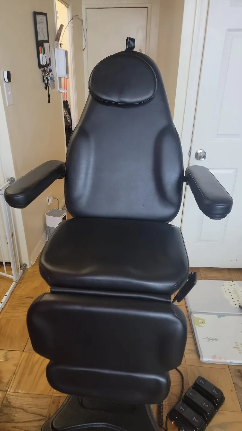 Black Hydraulic Tattoo and spa chair image indicator(3)