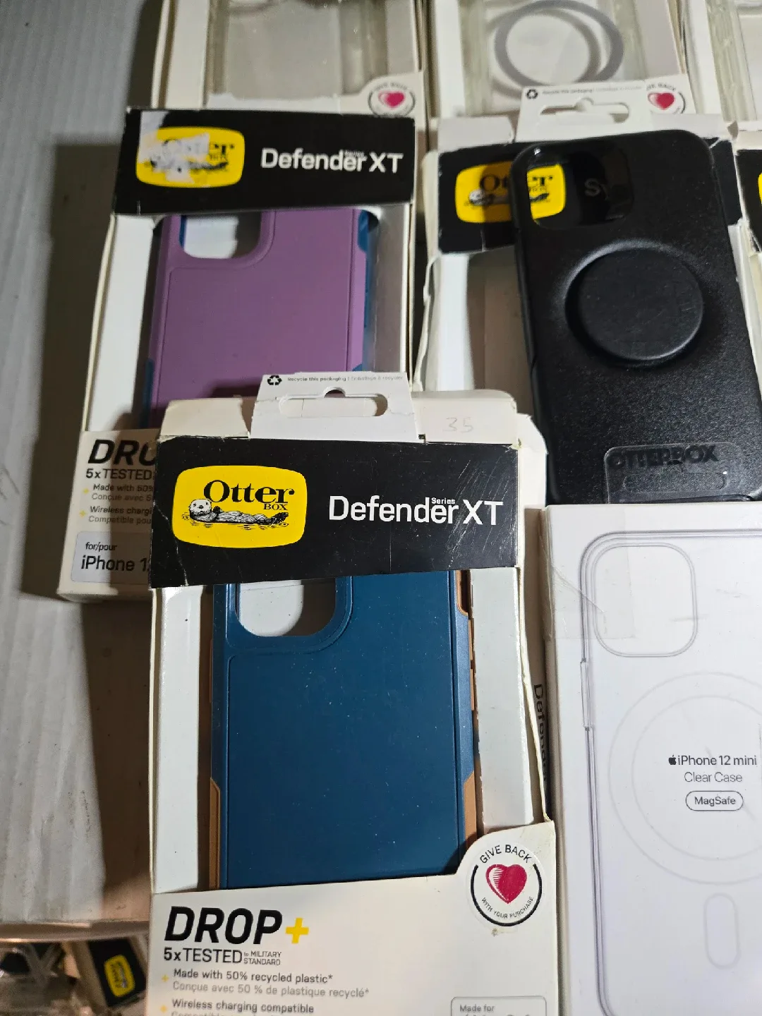 Otterbox, Kate Spade iPhone Cases image indicator(6)