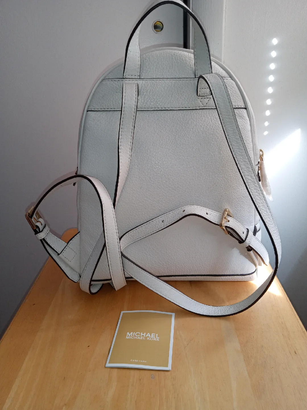 Brand New "Michael Kors White Leather Backpack image indicator(2)