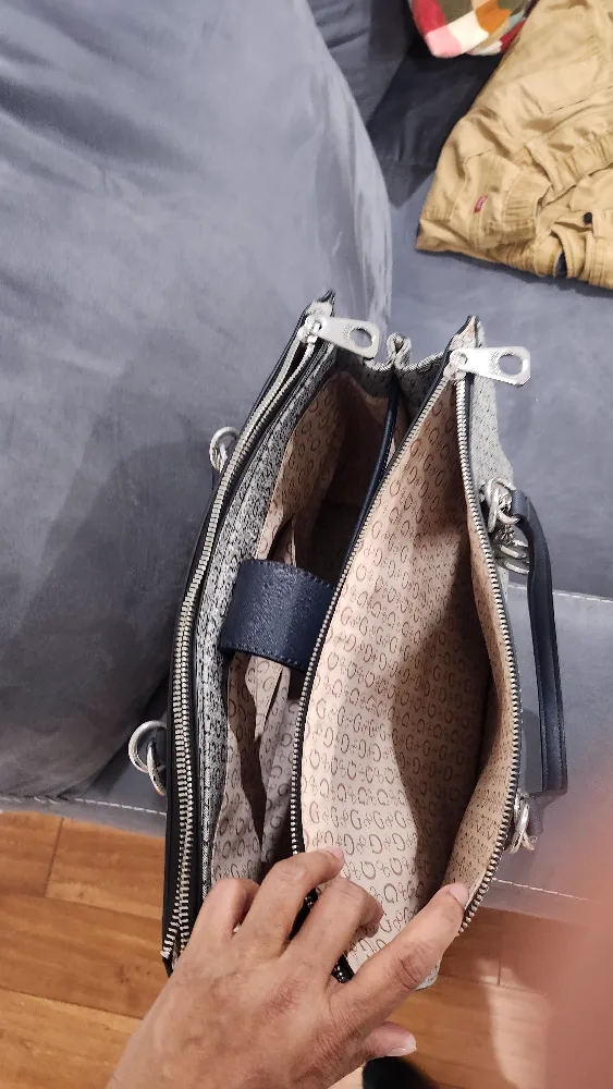 Guess Tote Bag with Logo Print Large image indicator(9)