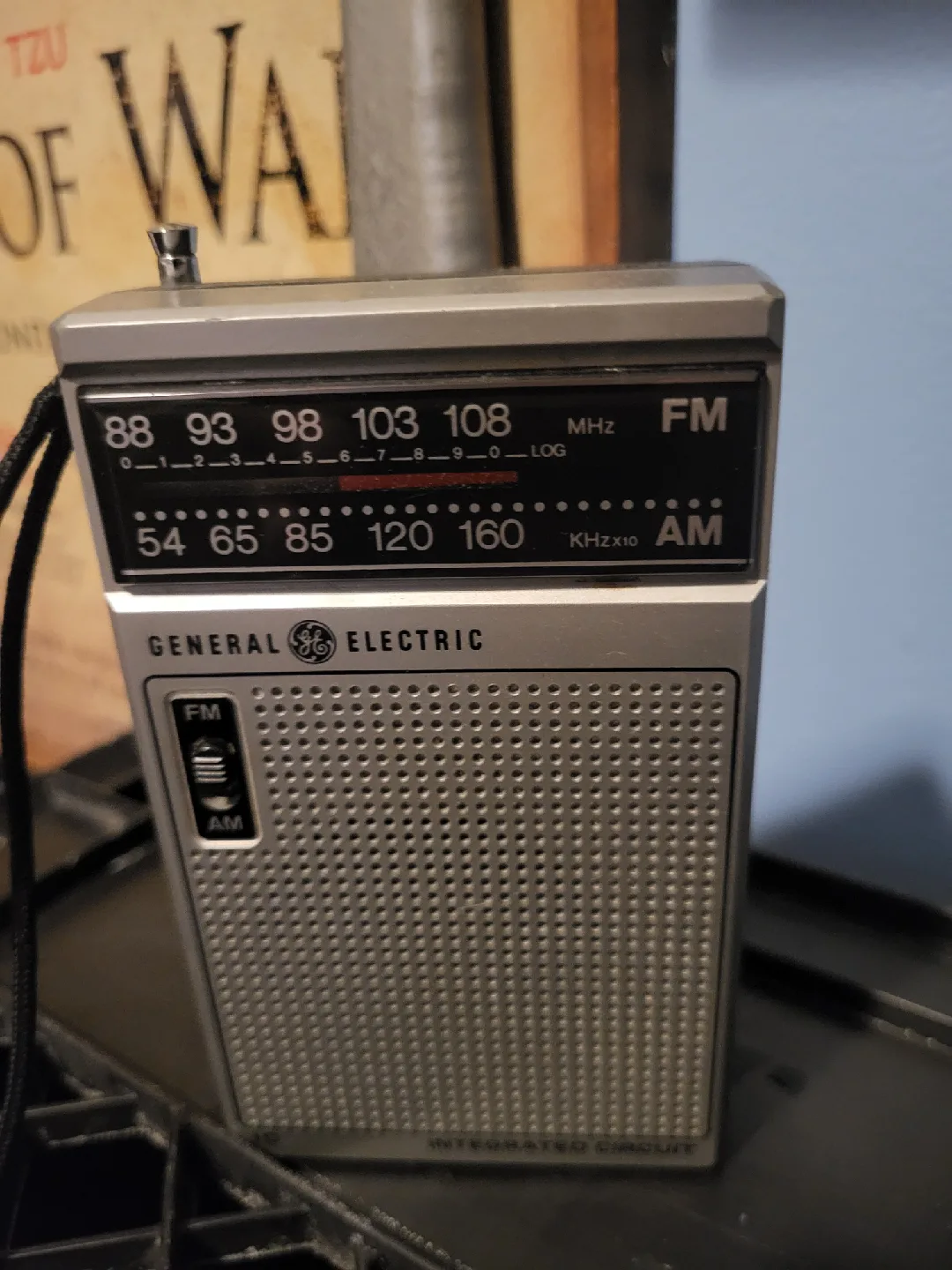 Vintage GE General Electric Radio Model 7-2770 image indicator(6)