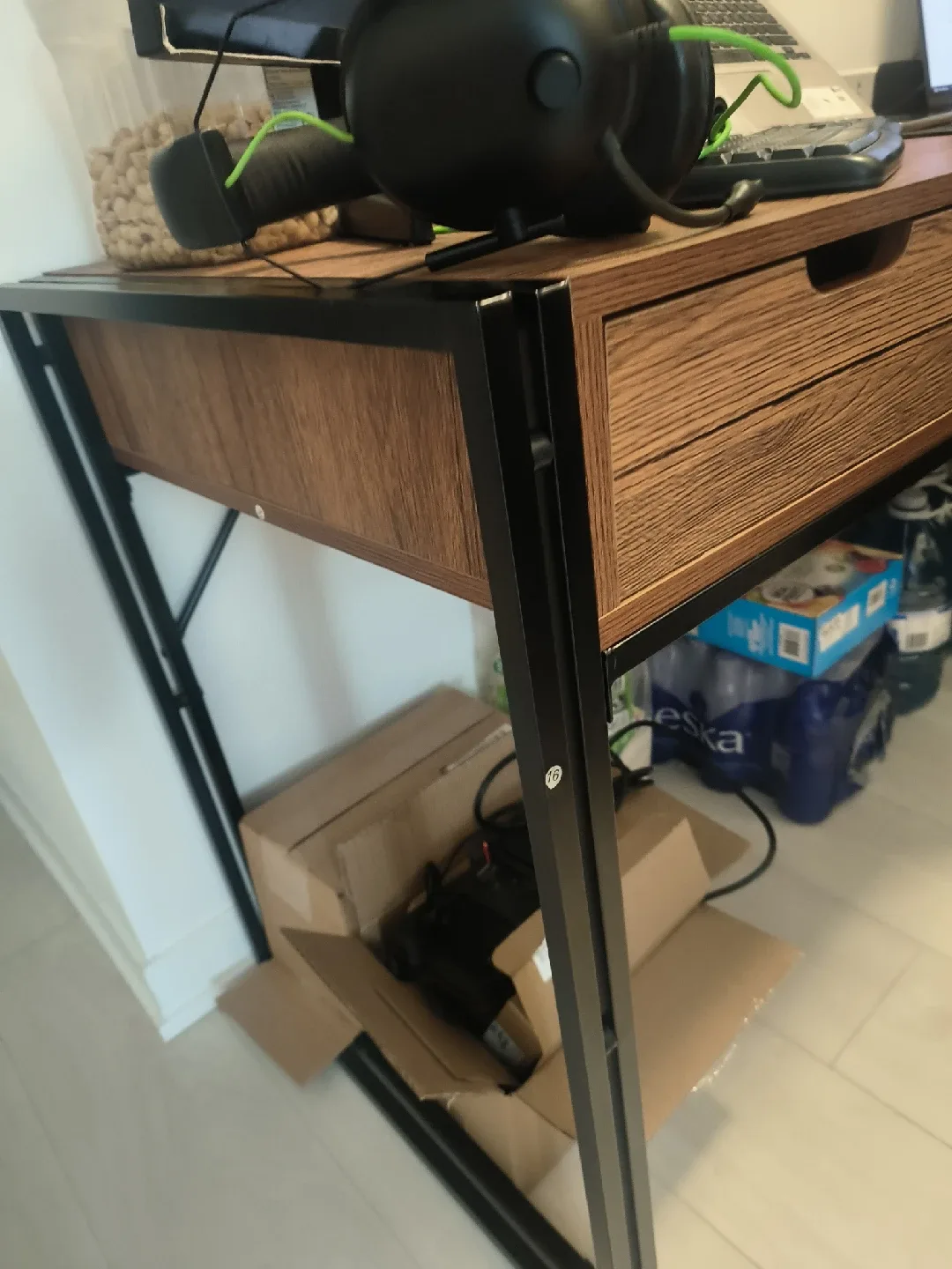 Computer Desk with Drawer image indicator(4)