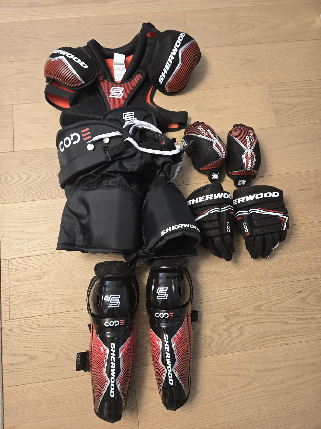 Sherwood CODE Youth Hockey Starter Kit - Size L/G
