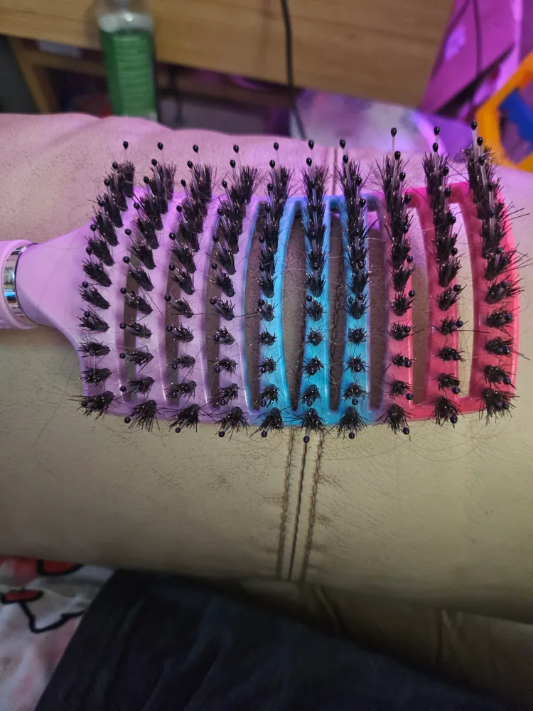 New Detangling Hair Brush - Rainbow image indicator(2)