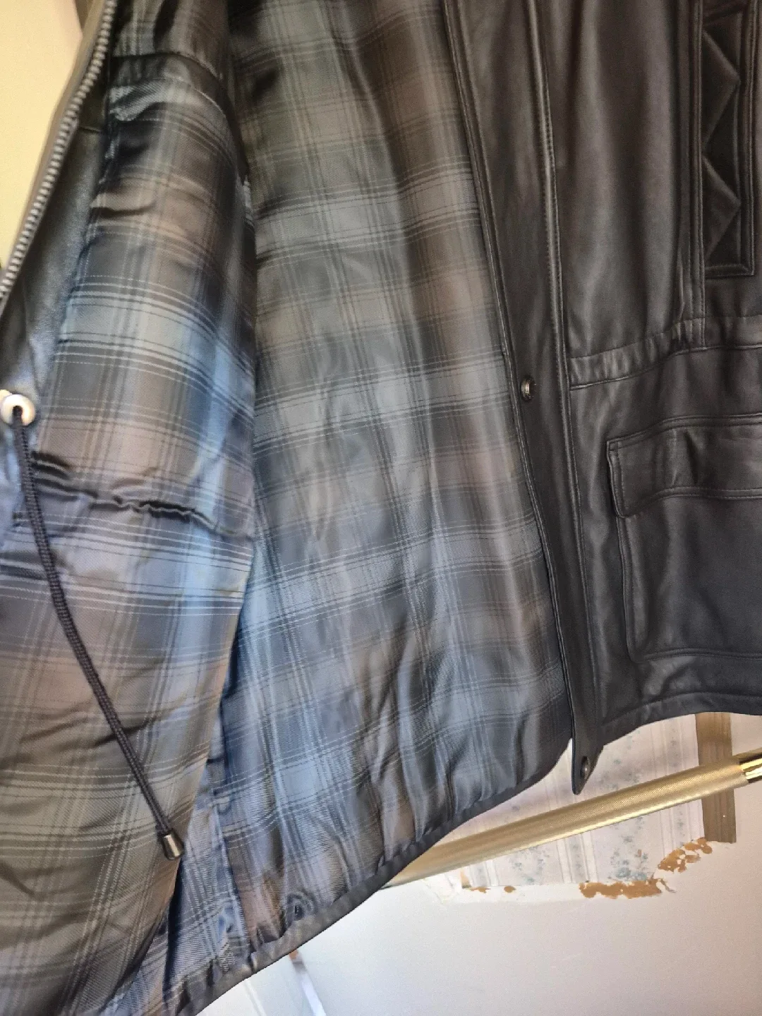 Danier Leather Jacket image indicator(3)