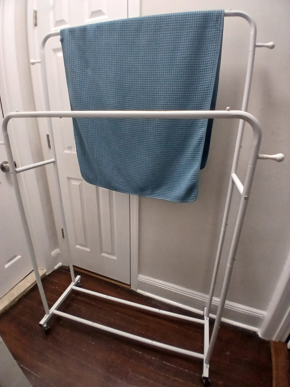Laiensia White 2-tier Clothing Rack - photo 2
