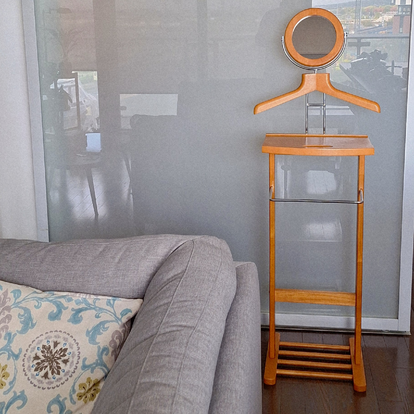Wooden Valet Stand with Mirror