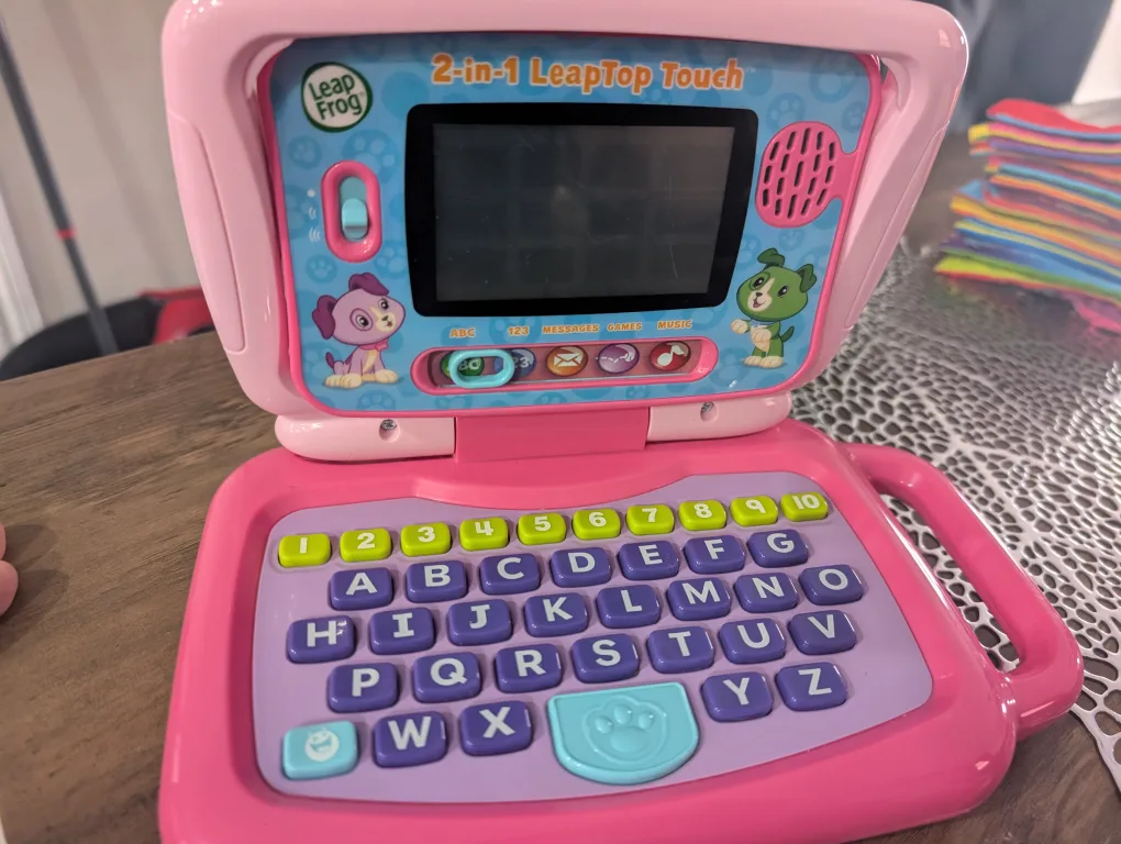 LeapFrog 2-in-1 LeapTop Touch image indicator(2)