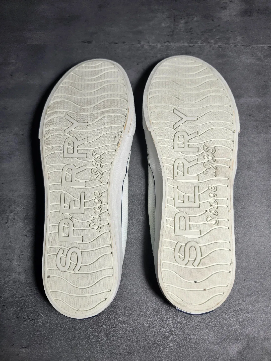 Sperry Top-Sider White Canvas Mules (Pls read description) image indicator(4)