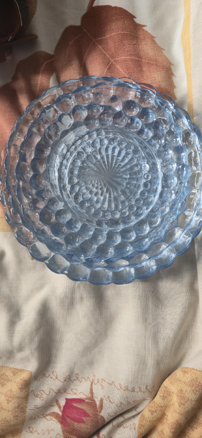 Vintage Blue Glass Plates 🥕 - photo 2