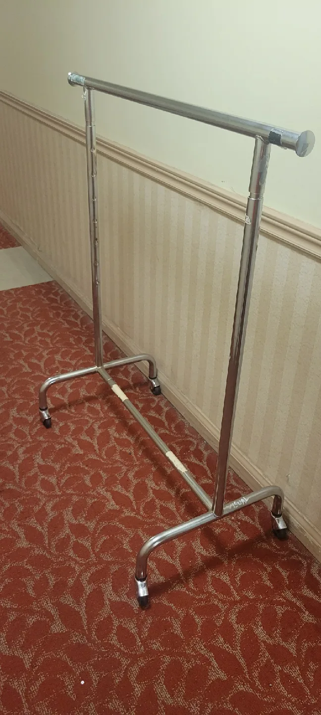Adjustable Metal Garment Rack/ Rolling Rack
