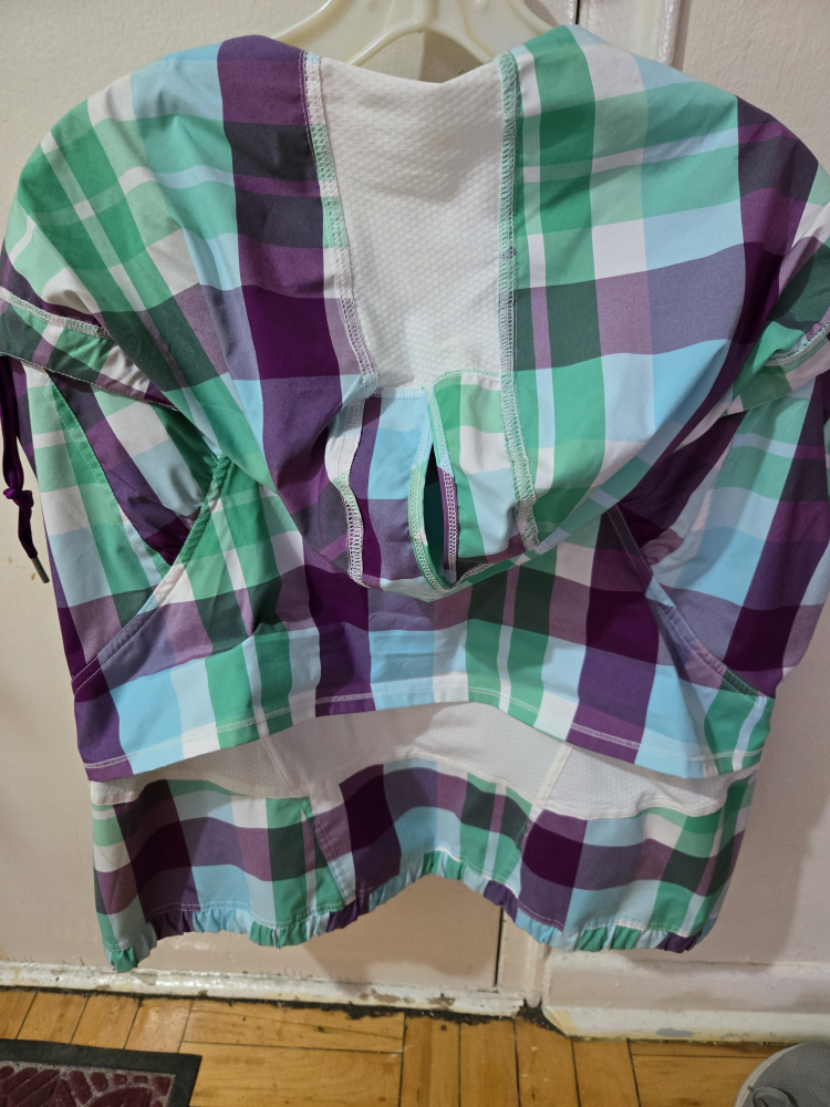 Lululemon Plaid Jacket Size 8 - photo 2