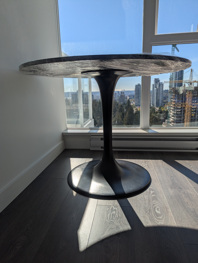IKEA DOCKSTA Table - 40 1/2" - photo 3