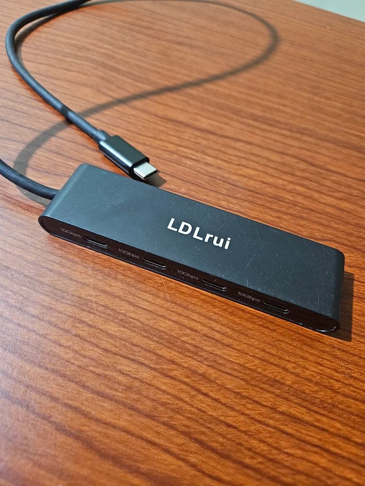 LDLRui USB-C Hub - Like New thumbnail