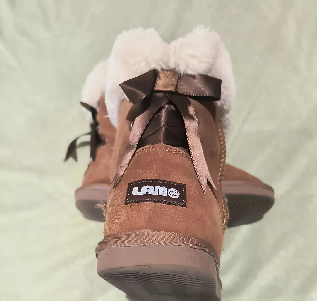 Lamo Brown Boots Size 2 image indicator(5)