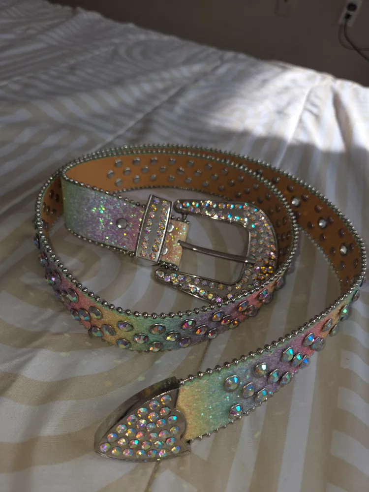 Rhinestone Studded Belt - Sparkly & Stylish! thumbnail