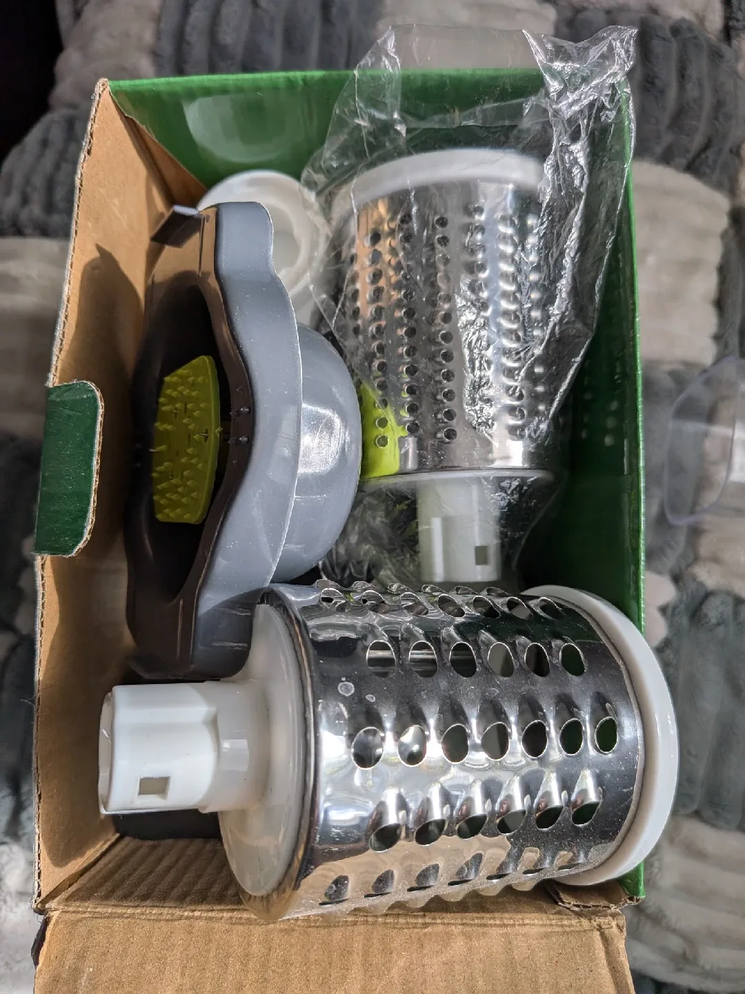 HYU Tabletop Drum Grater - New in Box image indicator(2)