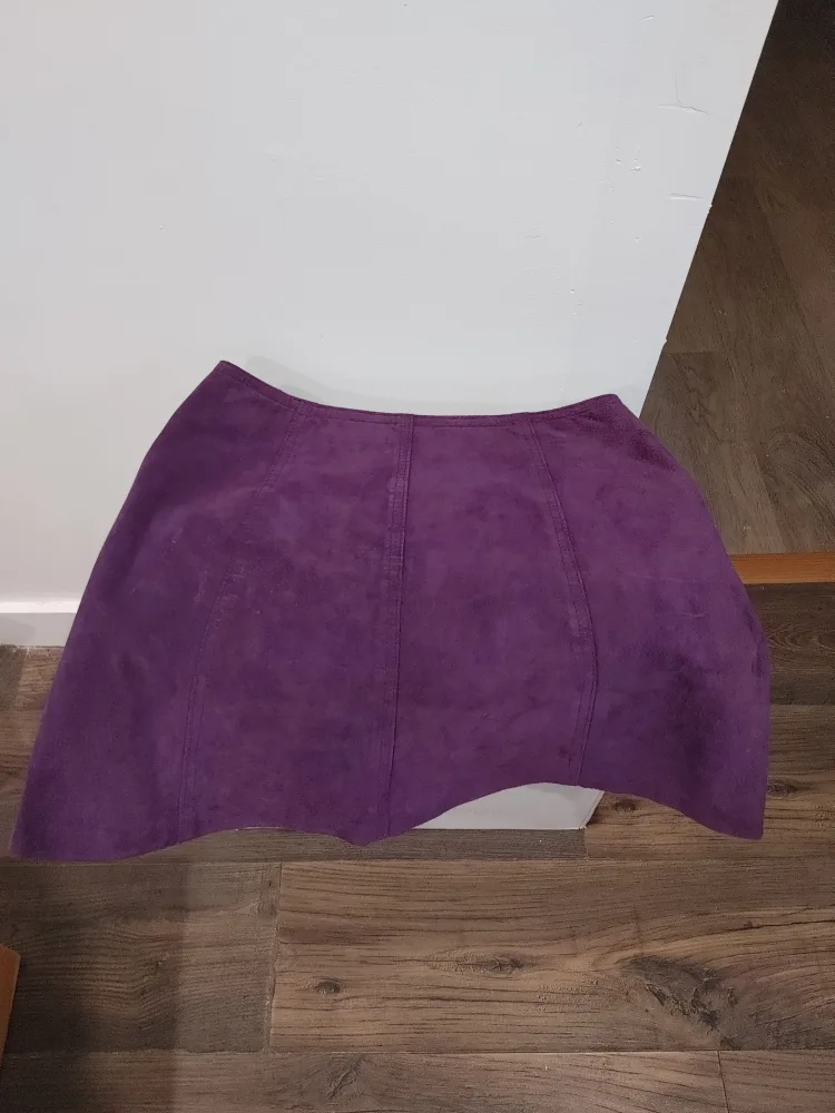 🧡VINTAGE GENUINE LEATHER SUEDE PURPLE SKIRT WOMEN'S SIZE 11 MINT image indicator(4)