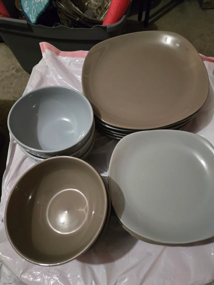 Dish Set