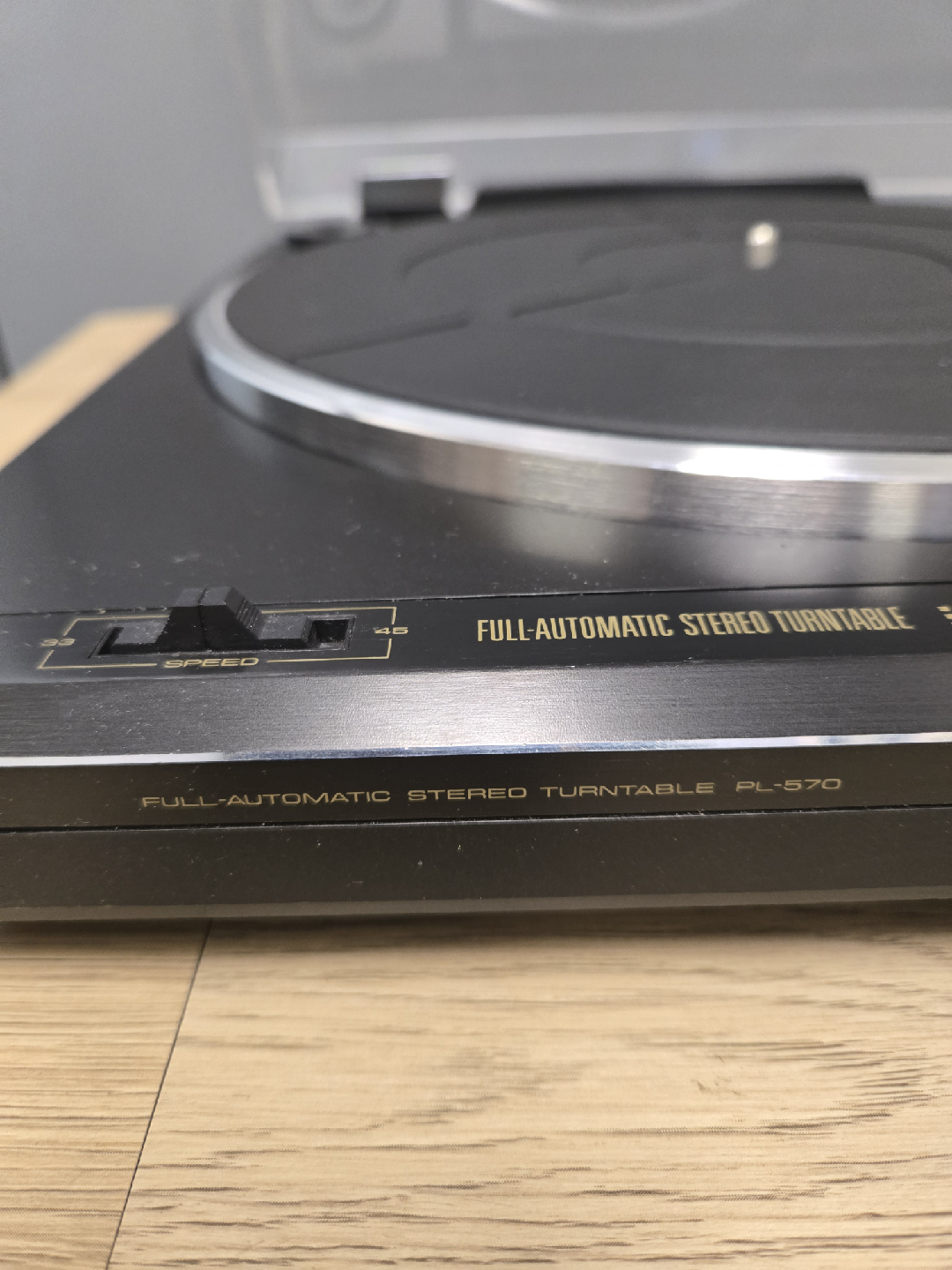 Pioneer PL-570 Full-Automatic Stereo Turntable - photo 3