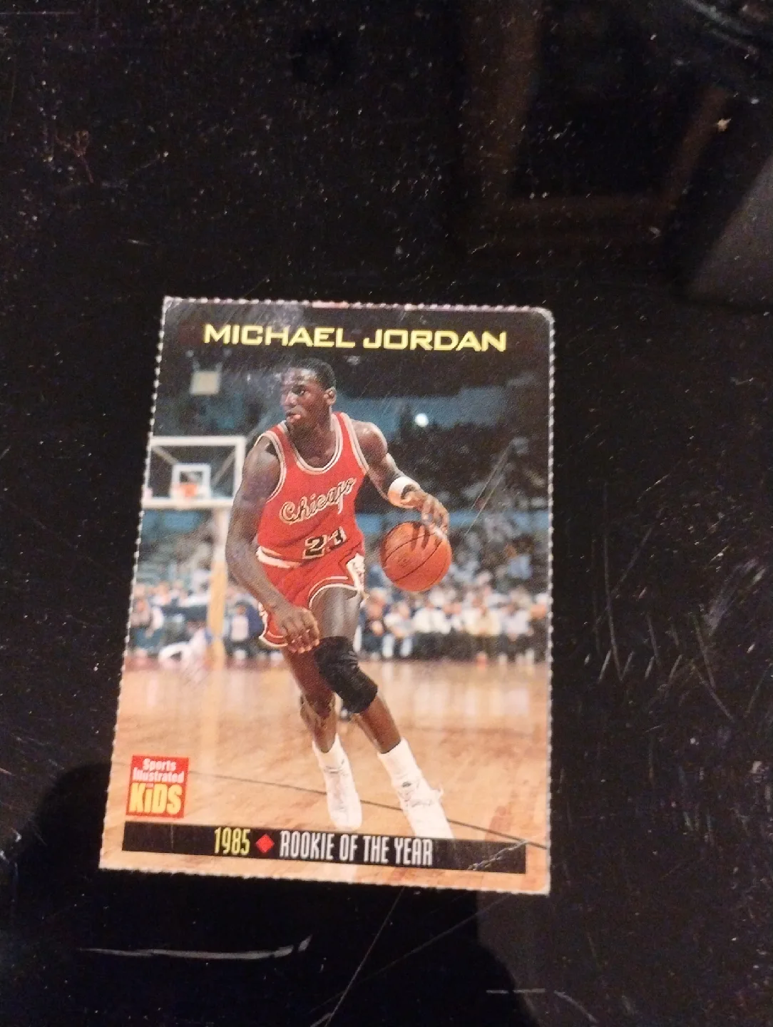 Vintage Baseball & Basketball Trading Cards image indicator(3)