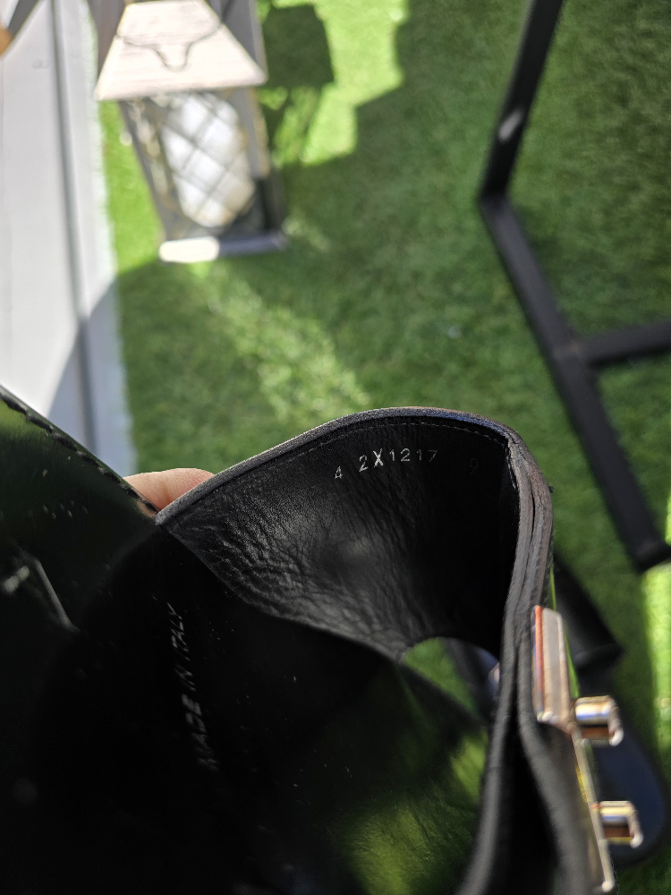 Prada Black Leather Slides - Size 10 - photo 5
