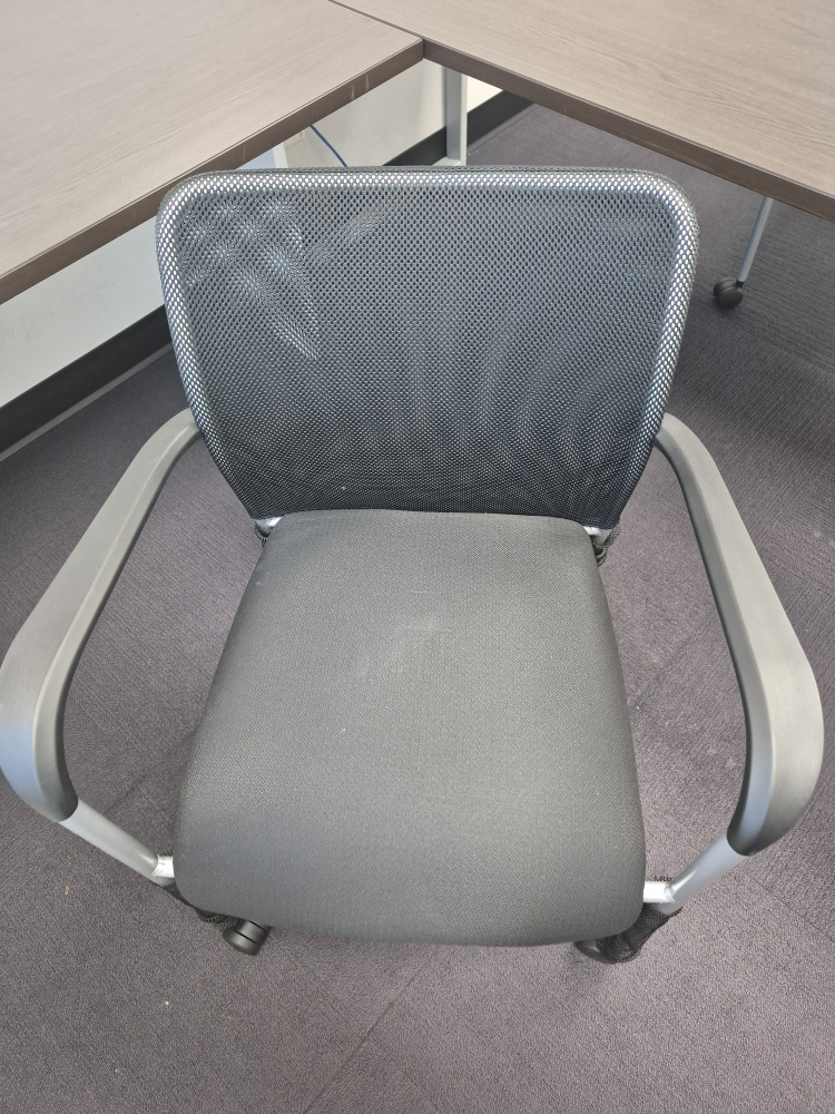 Black Office Chair with Mesh Back🥕🥕🥕 - photo 3