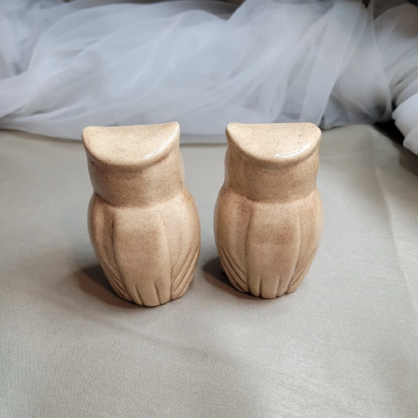 Pair of Vintage Ceramic 3 1/4" Tall Owl Figurines image indicator(7)