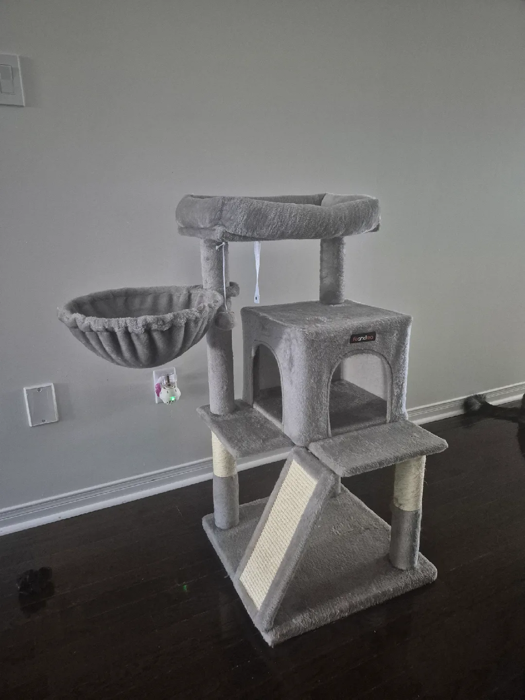 Grey Cat Tree image indicator(2)