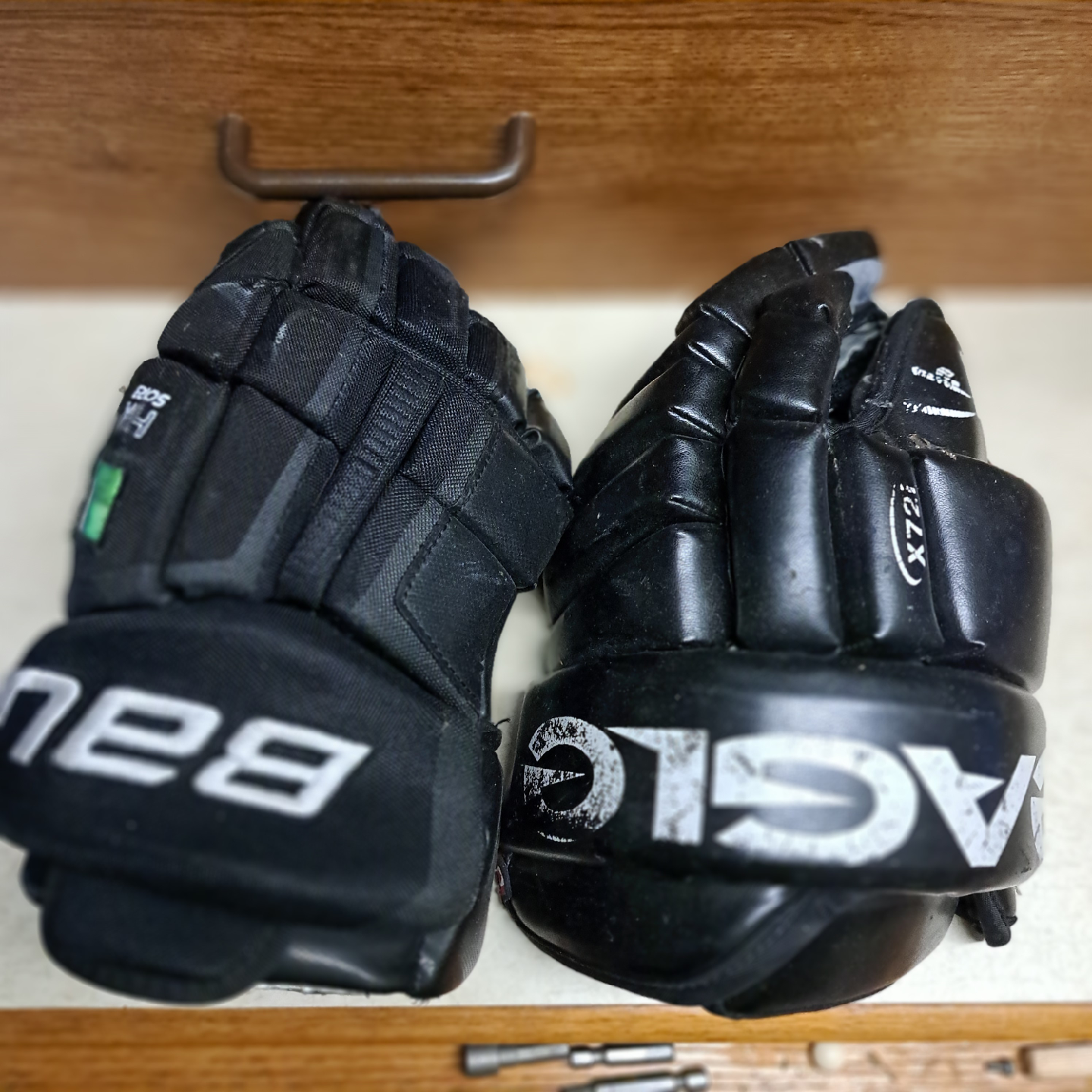 Bauer X7.2 & Supreme 180 Hockey Gloves - photo 2